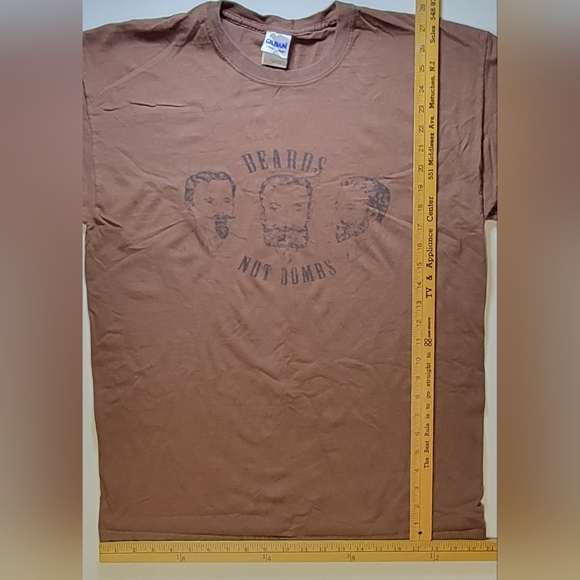 🧔Beards not Bombs💣tee - Picture 3 of 5
